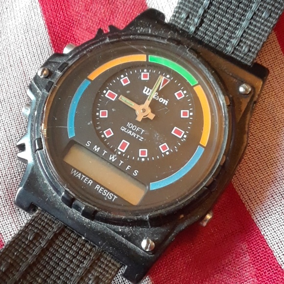 Wilson Sports Watch - Picture 2 of 8